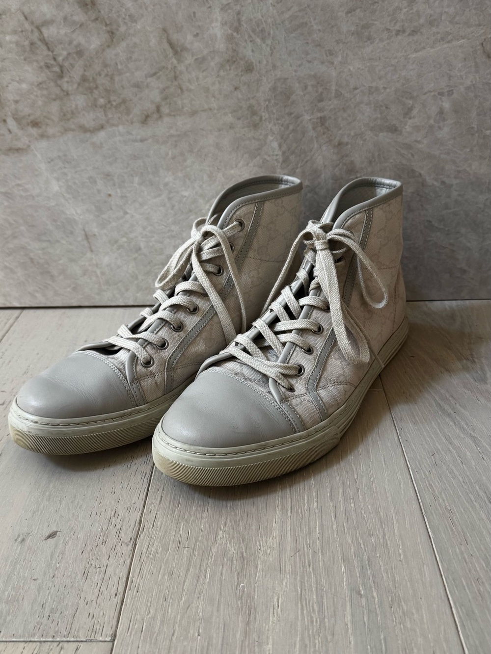 High top Gucci Sneakers